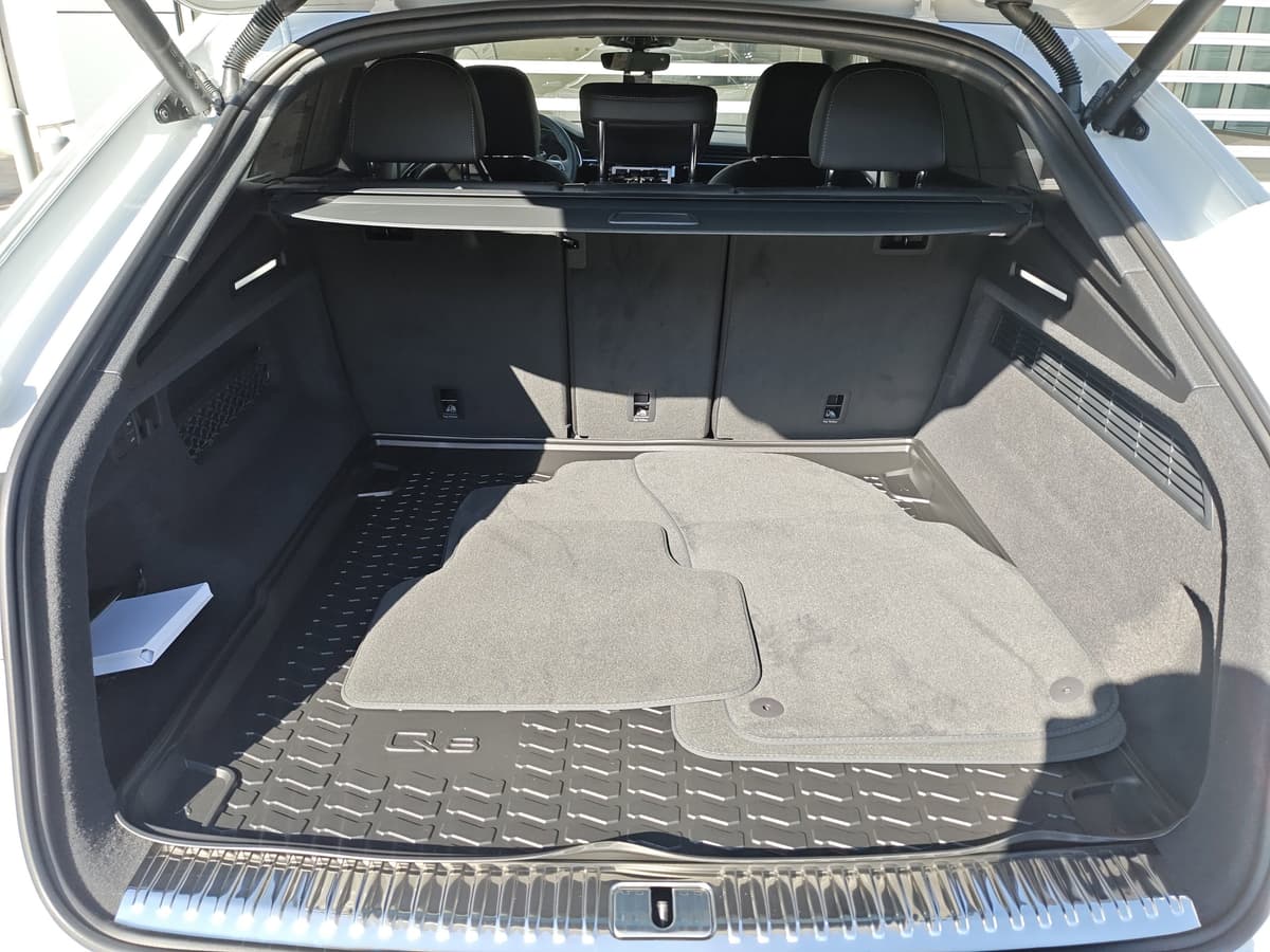 2025 Audi Q8 - Image 30