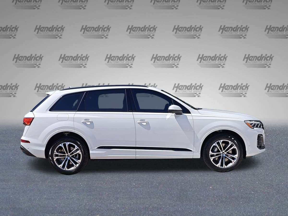 2026 Audi Q7 - Image 10