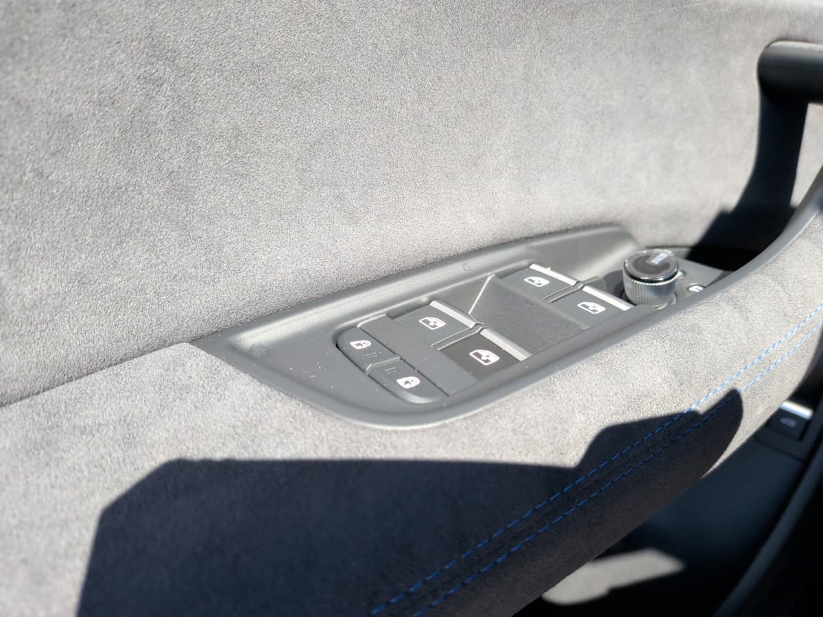 2026 Audi RS Q8 - Image 7