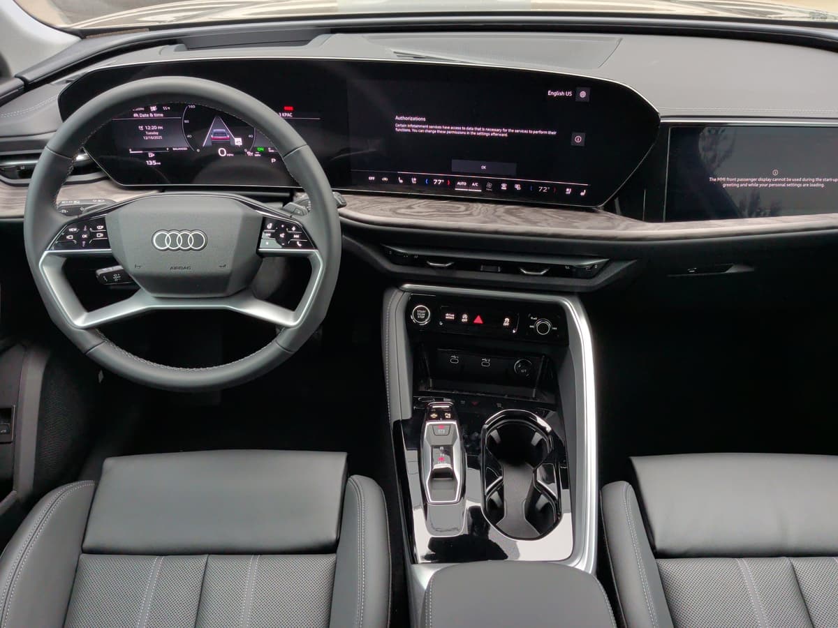 2025 Audi Q5 - Image 19