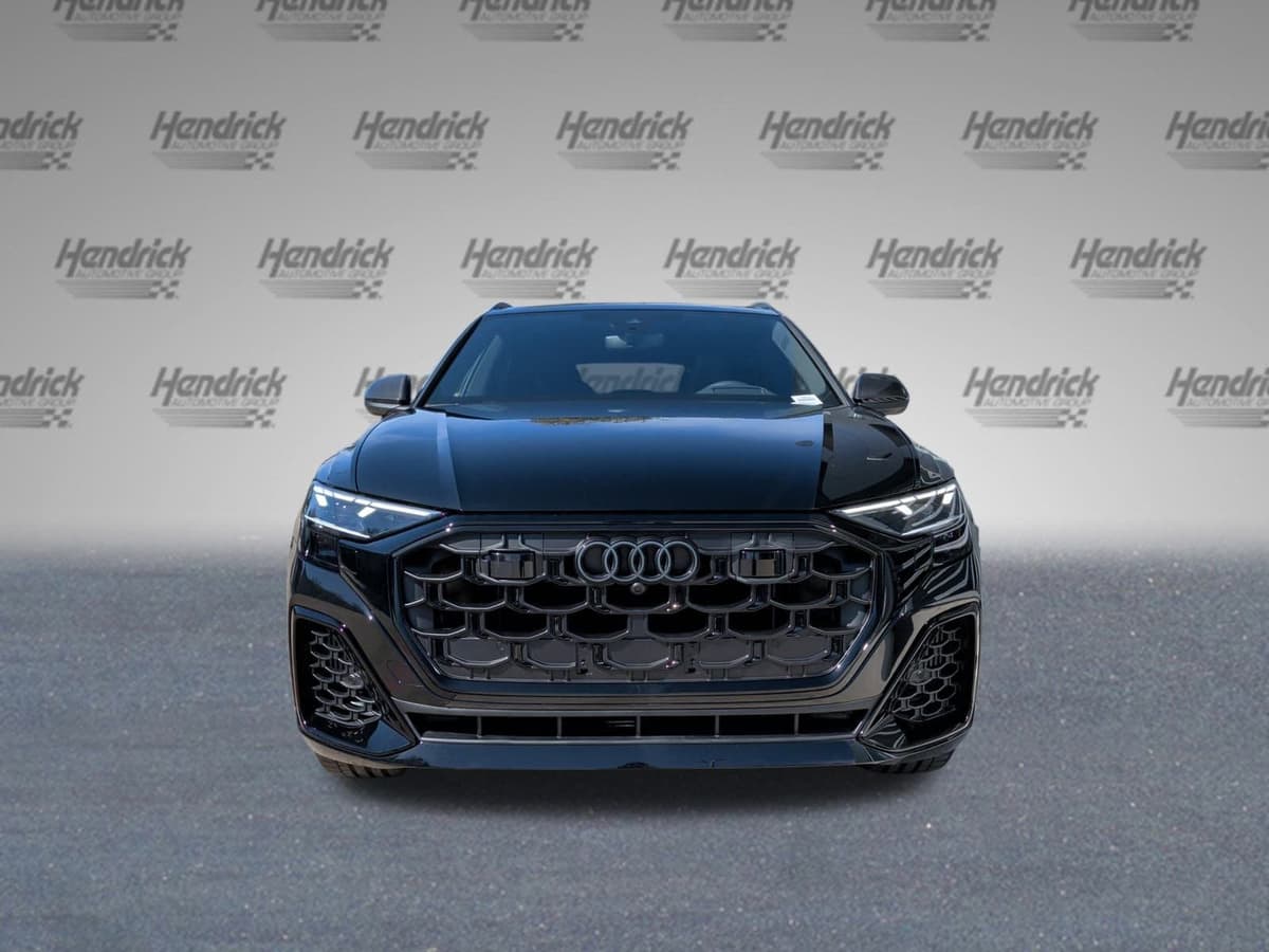 2026 Audi Q8 - Image 3