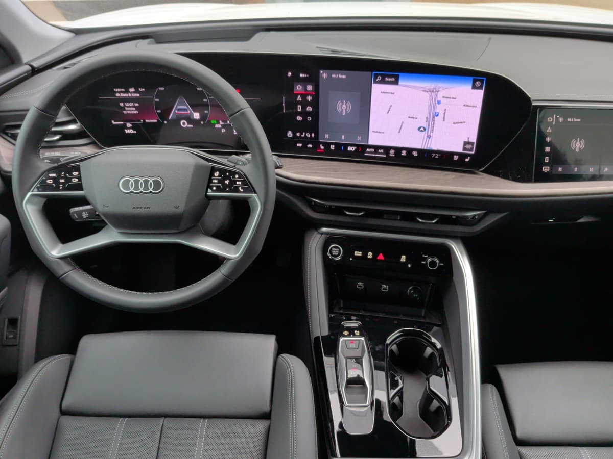 2025 Audi Q5 - Image 19