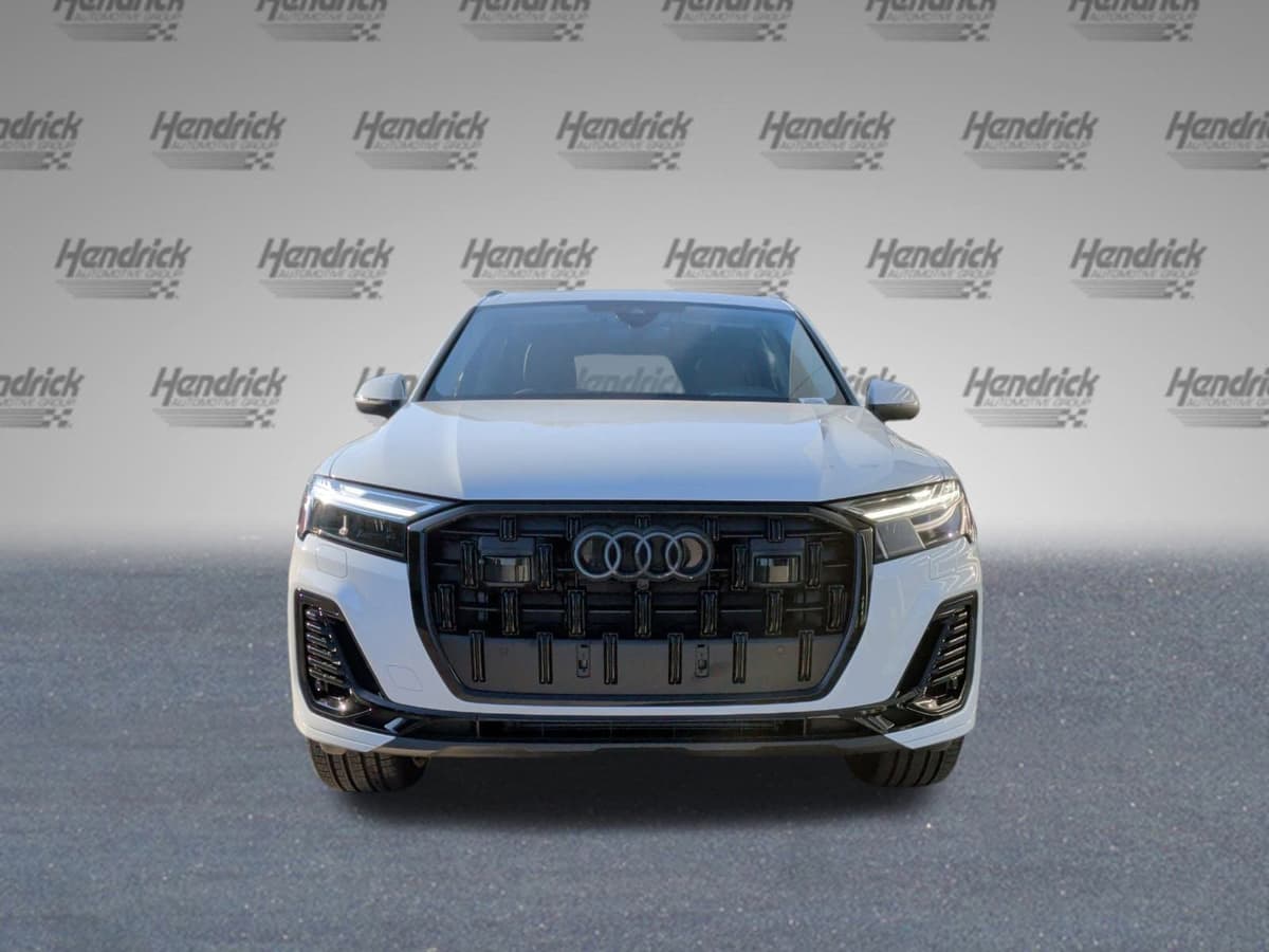 2026 Audi Q7 - Image 3