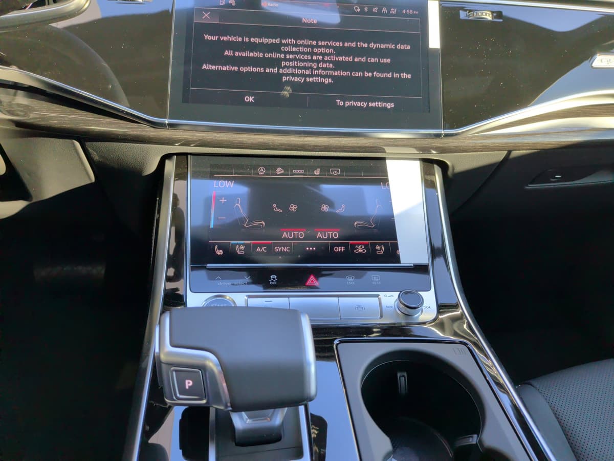 2026 Audi Q7 - Image 24