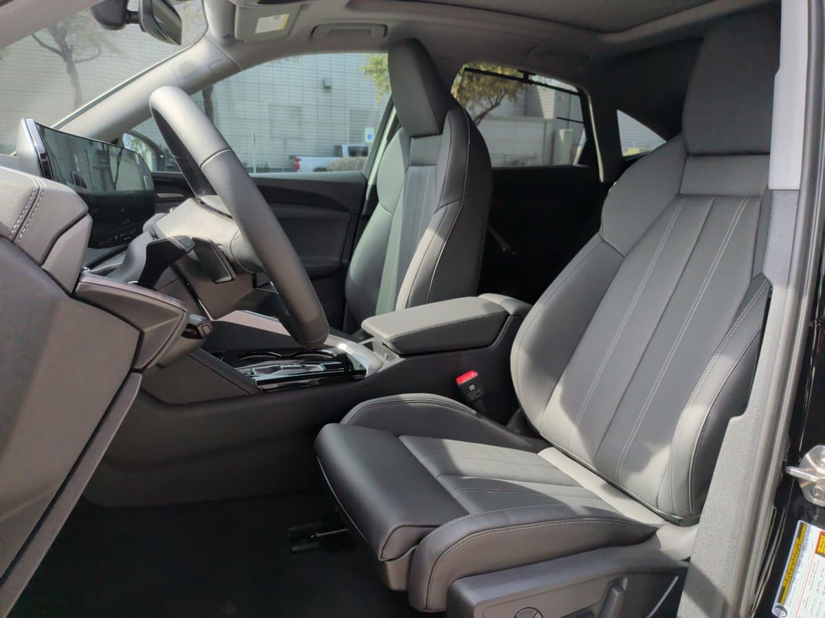 2025 Audi Q5 Sportback - Image 15