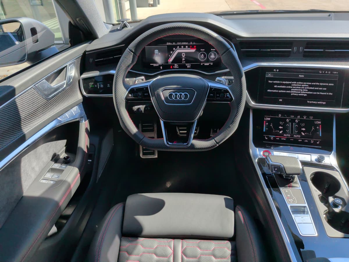 2025 Audi RS 7 - Image 17