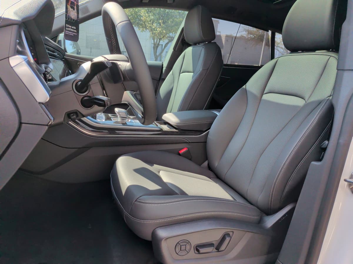 2026 Audi Q8 - Image 16