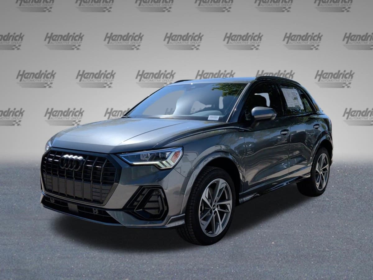 2025 Audi Q3 - Image 5