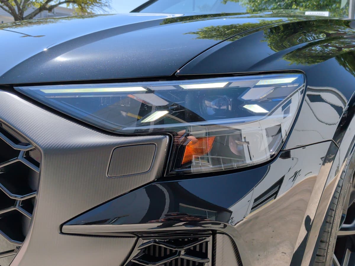 2026 Audi RS Q8 - Image 10