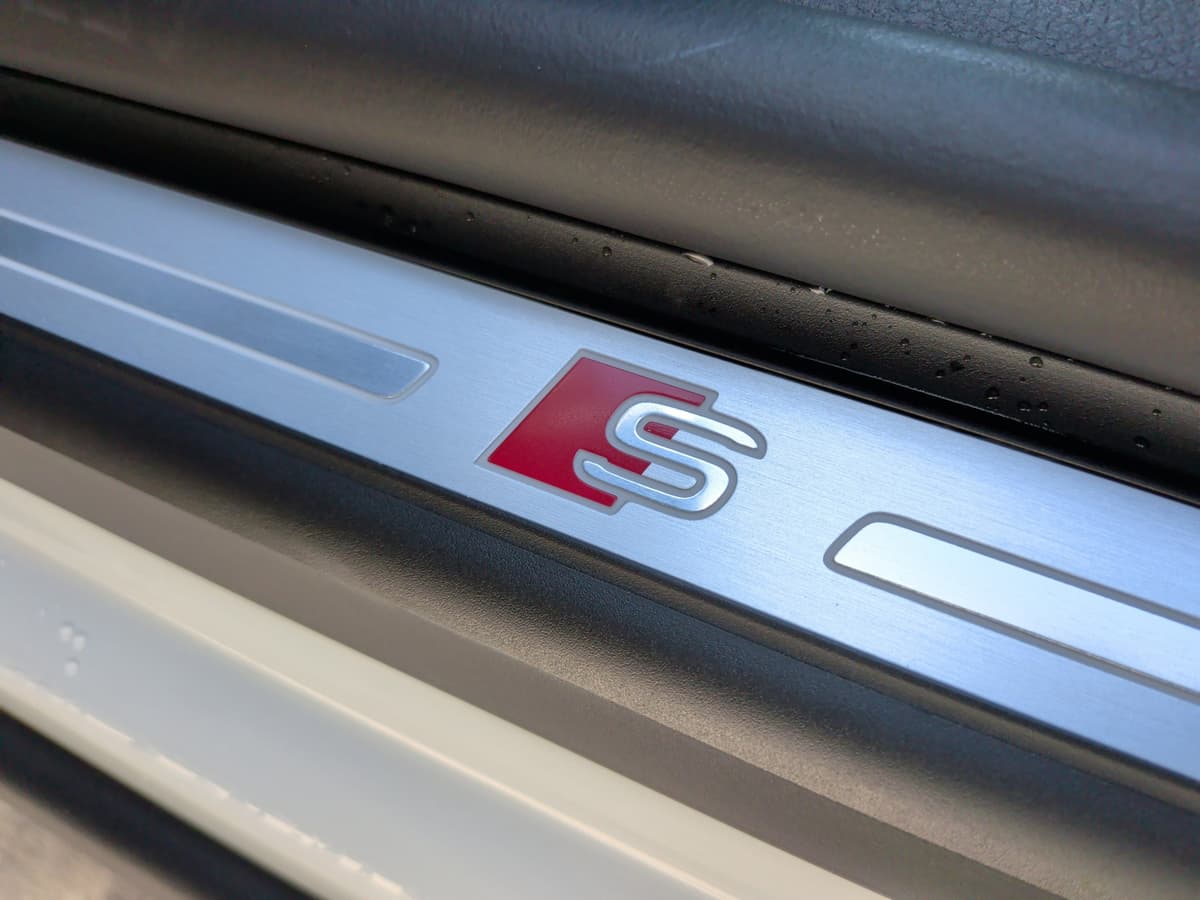 2026 Audi Q8 - Image 36