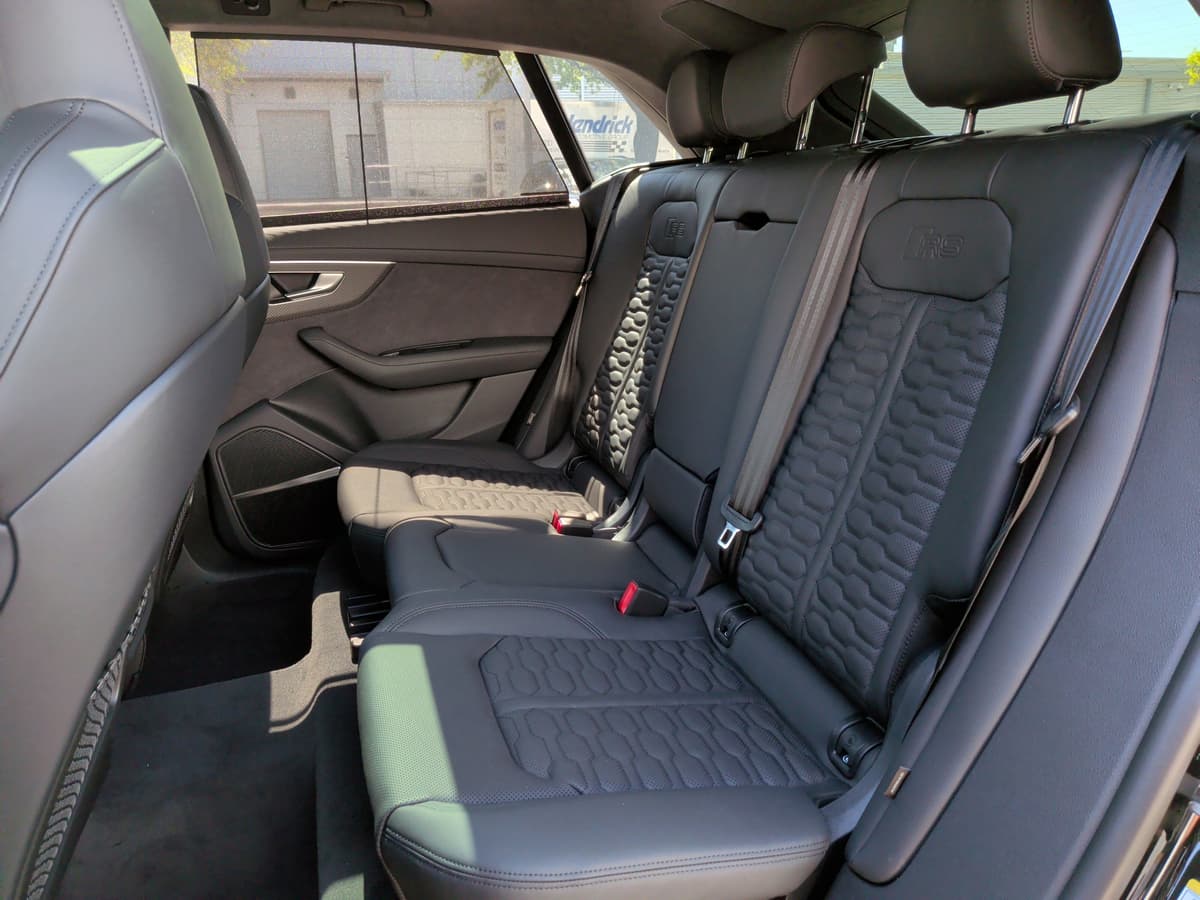 2026 Audi RS Q8 - Image 33