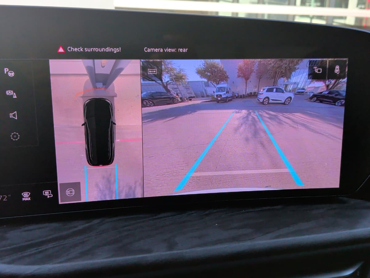 2025 Audi Q5 - Image 25