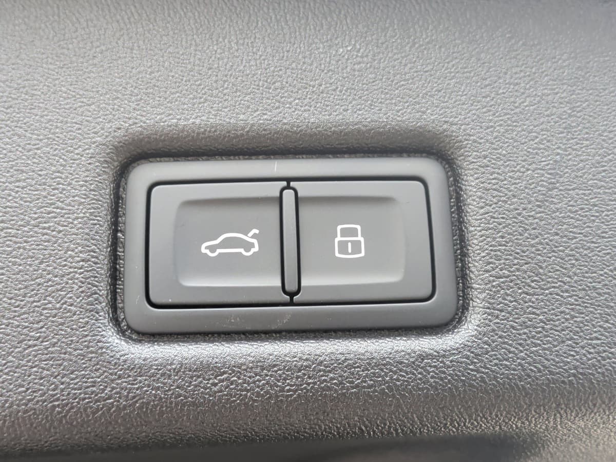 2025 Audi Q5 - Image 34