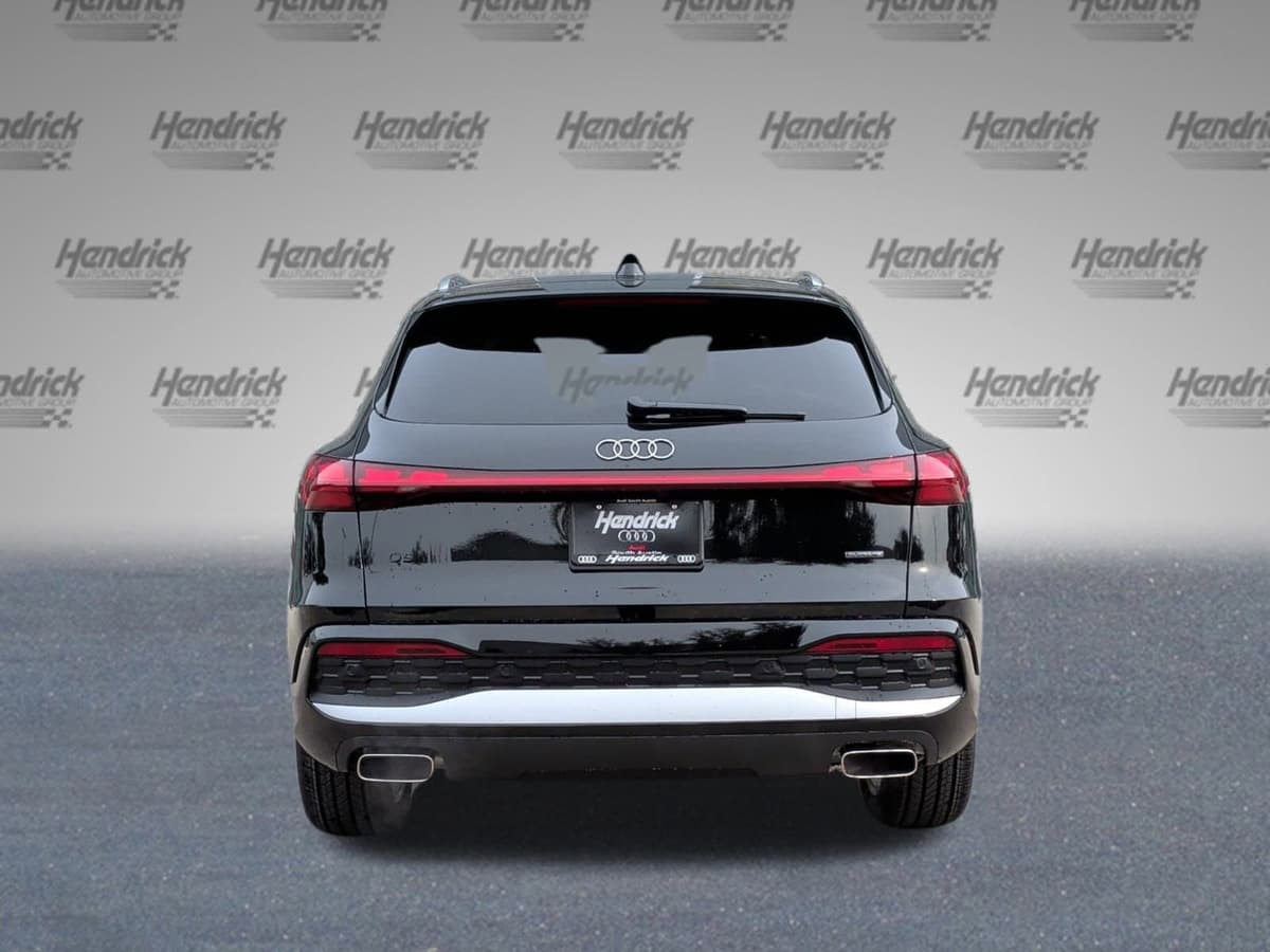 2025 Audi Q5 - Image 8
