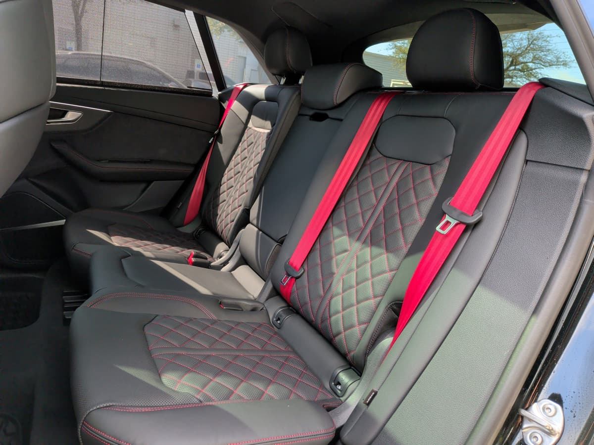 2026 Audi Q8 - Image 33