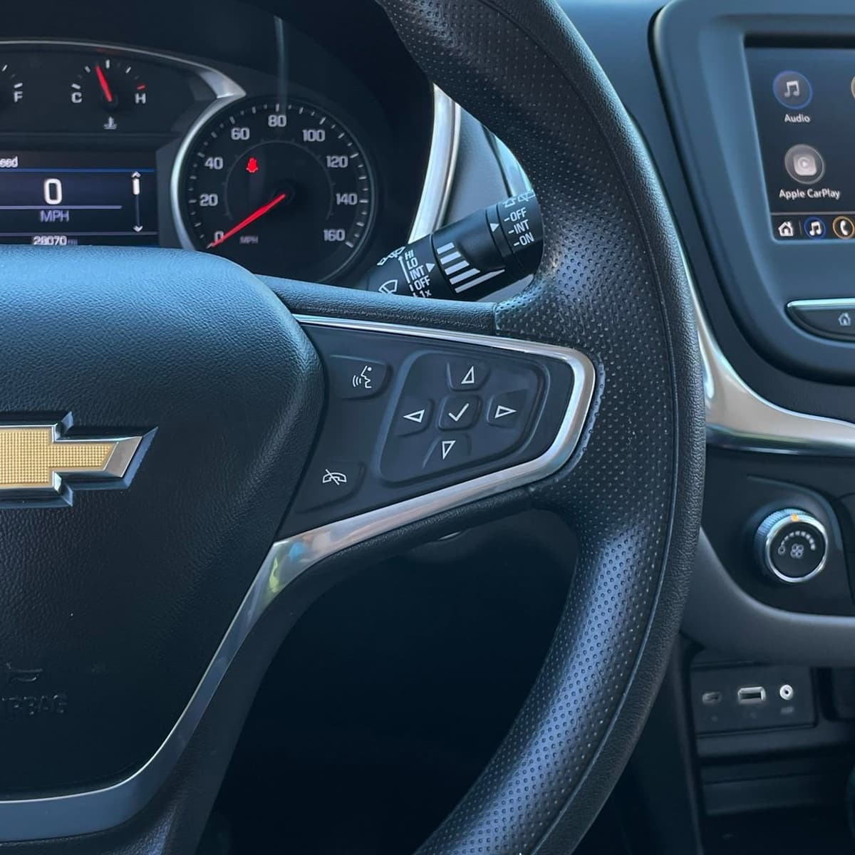 2022 Chevrolet Equinox - Image 14