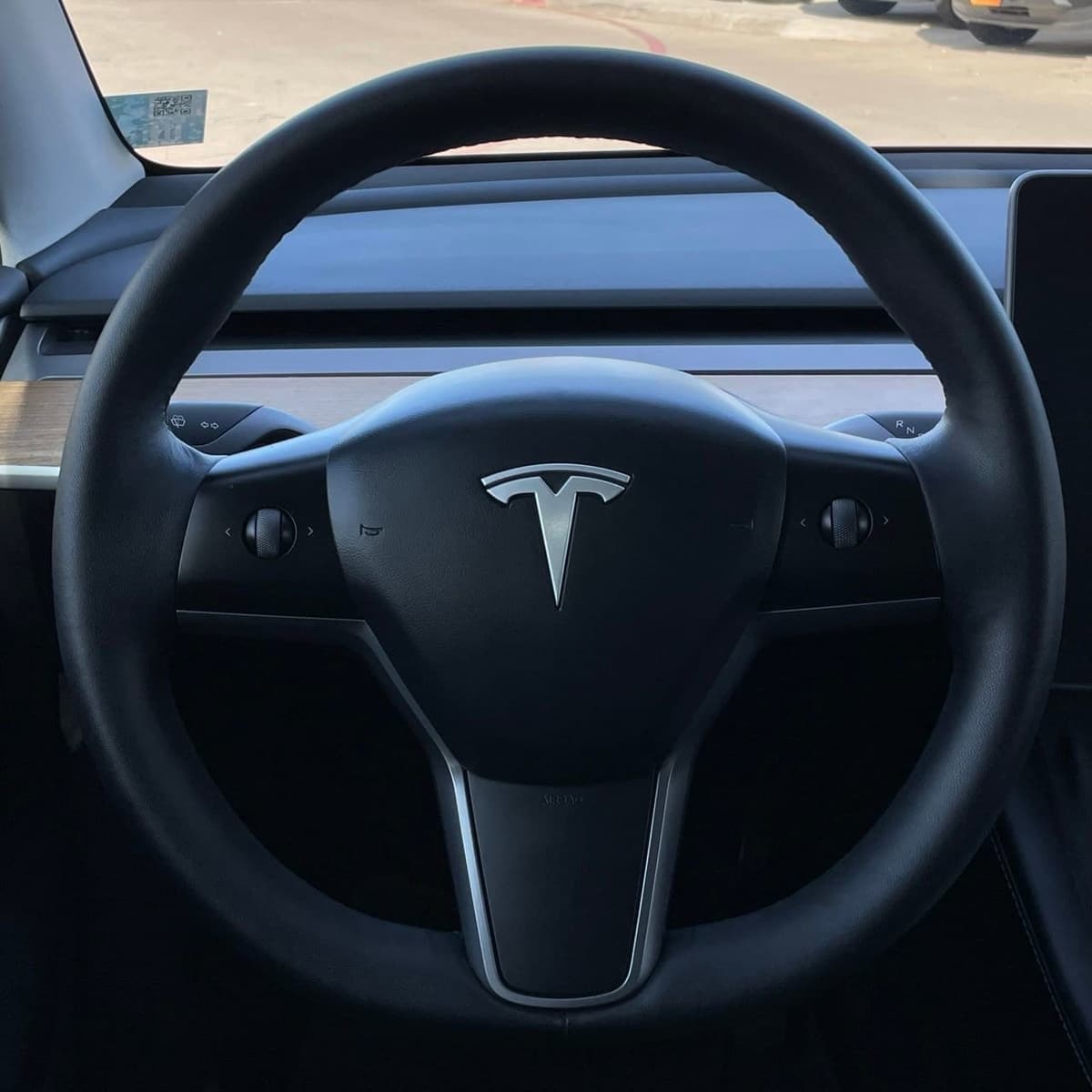 2023 Tesla Model Y - Image 13