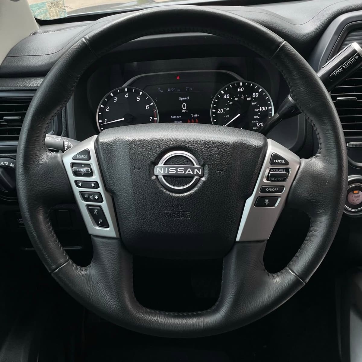 2024 Nissan Titan - Image 13