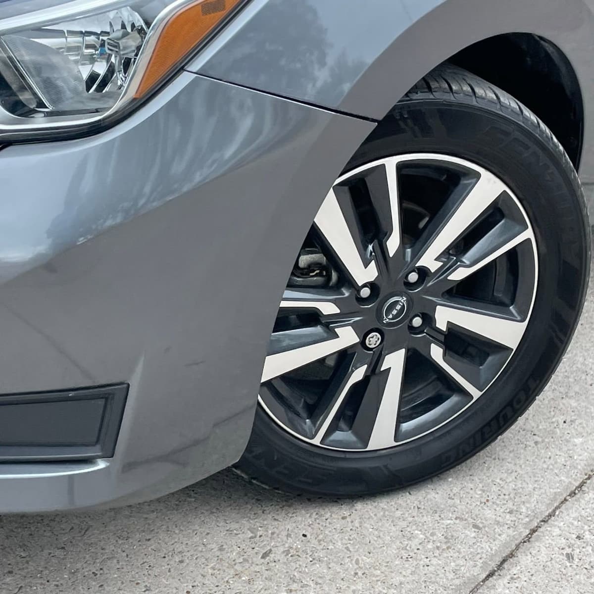 2024 Nissan Versa - Image 9