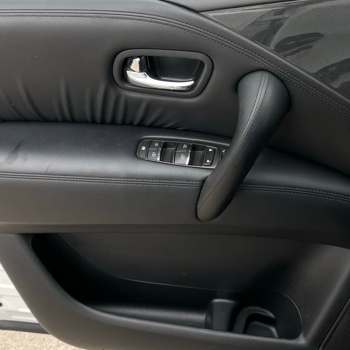 2024 Nissan Armada - Image 19