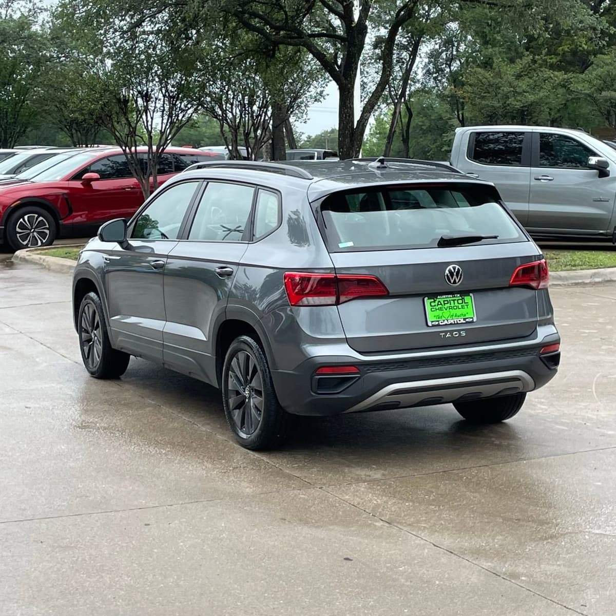 2024 Volkswagen Taos - Image 4