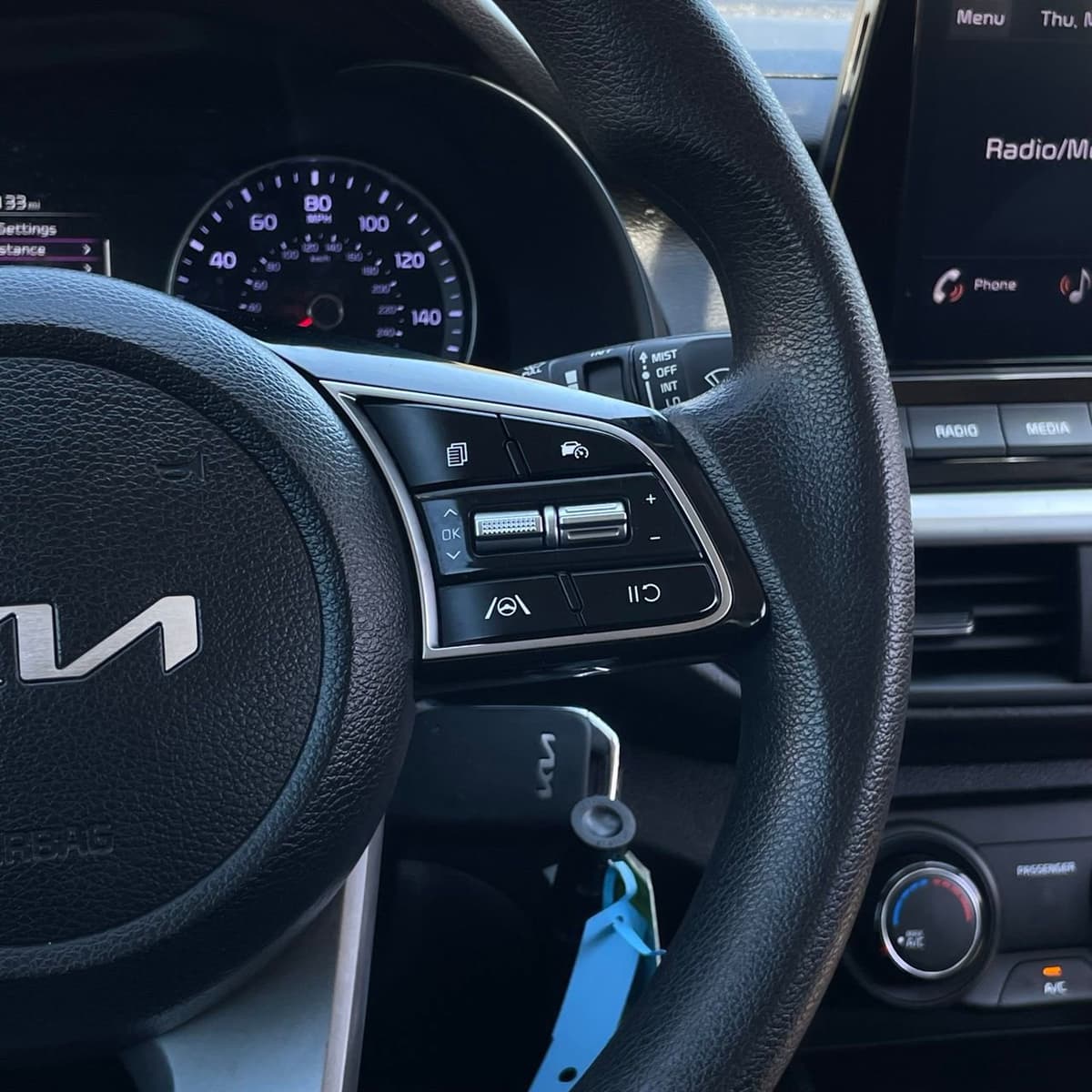 2023 Kia Forte - Image 14