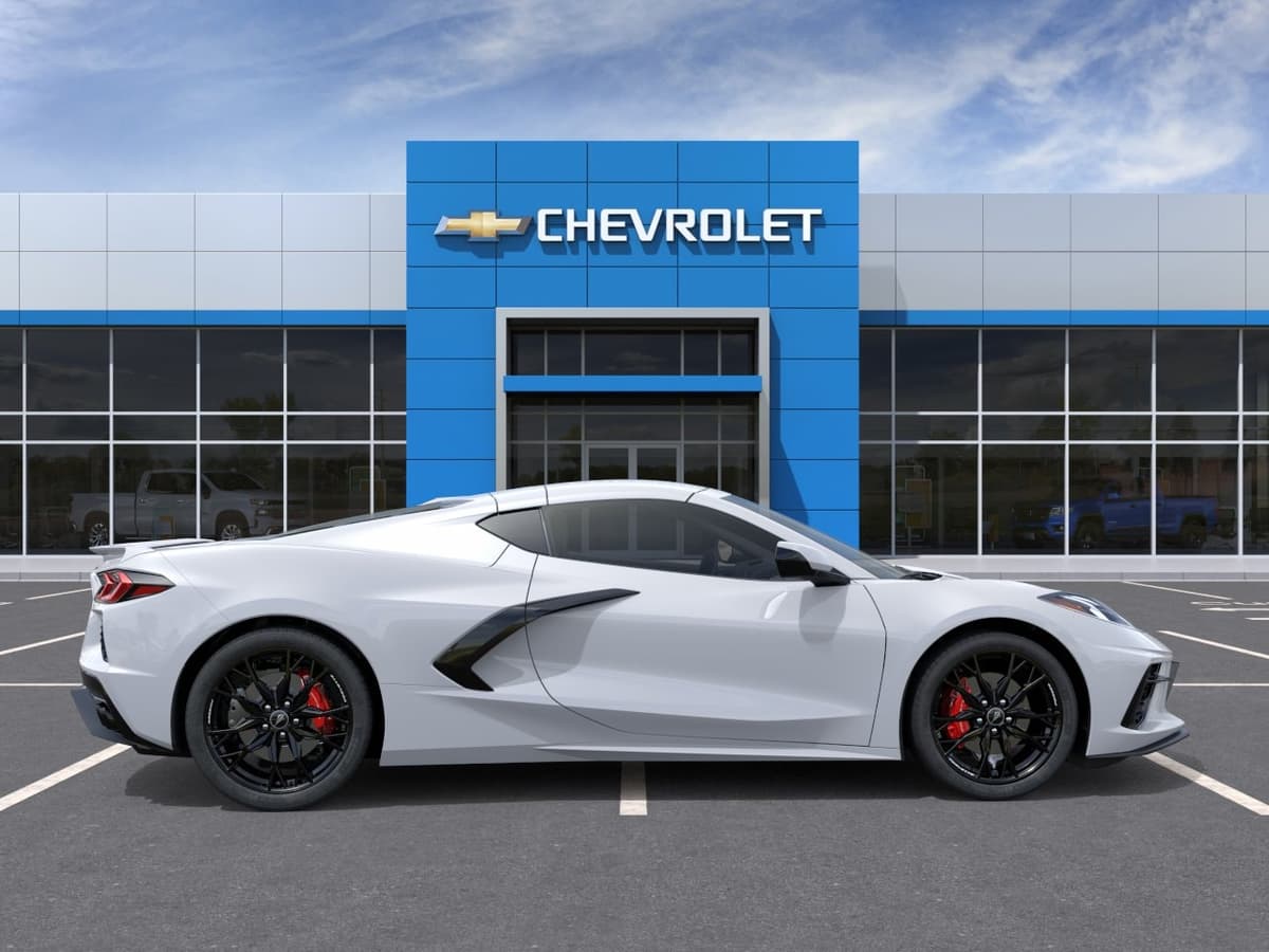 2026 Chevrolet Corvette Stingray - Image 5