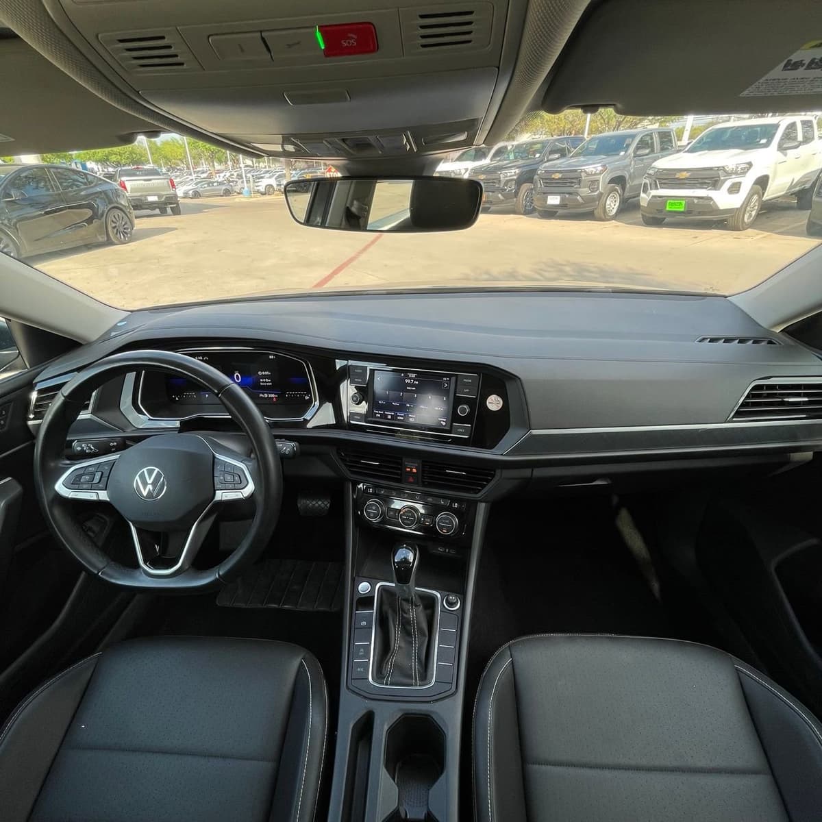 2024 Volkswagen Jetta - Image 11