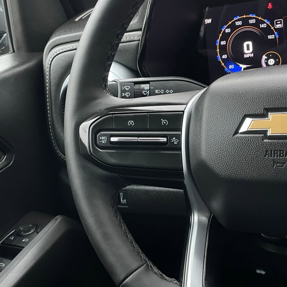 2026 Chevrolet Colorado - Image 13
