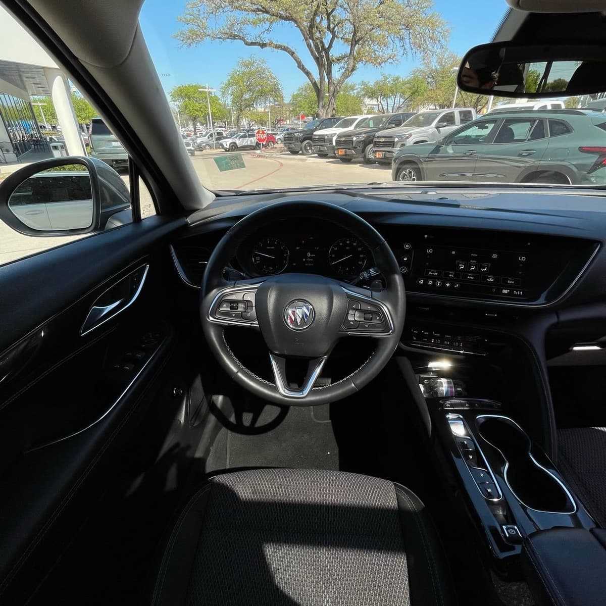 2022 Buick Envision - Image 11