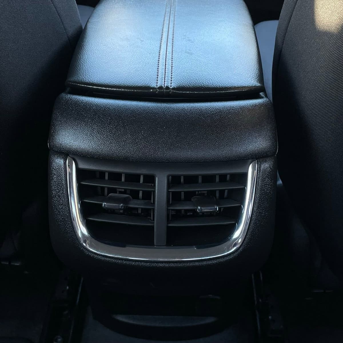 2024 Chevrolet Malibu - Image 25