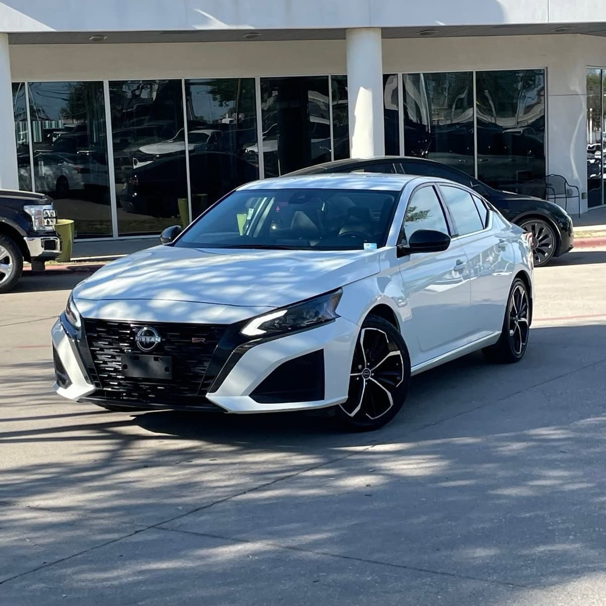 2024 Nissan Altima - Image 10