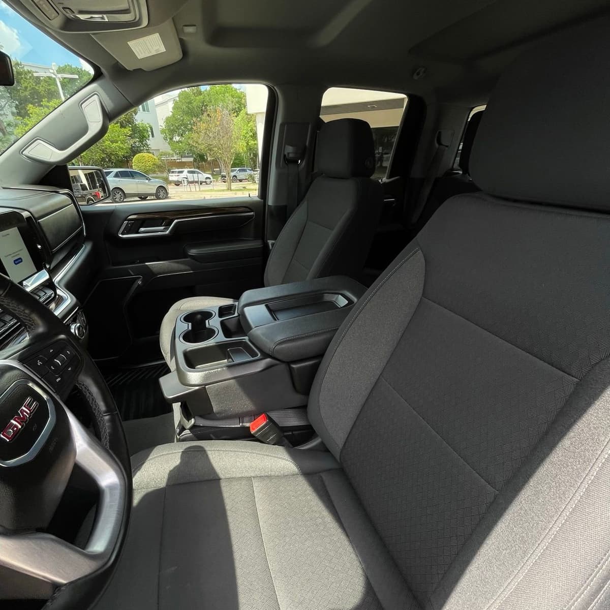 2025 GMC Sierra 1500 - Image 22