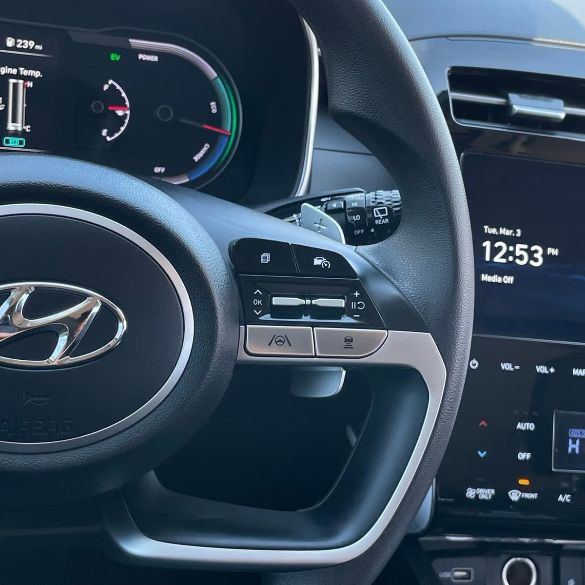 2024 Hyundai Tucson Hybrid - Image 16