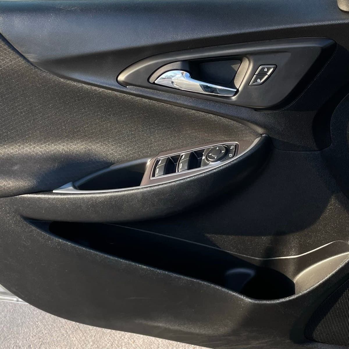 2024 Chevrolet Malibu - Image 21