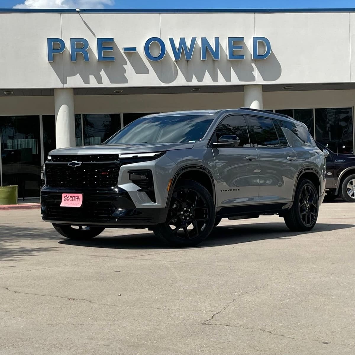 2026 Chevrolet Traverse - Image 2