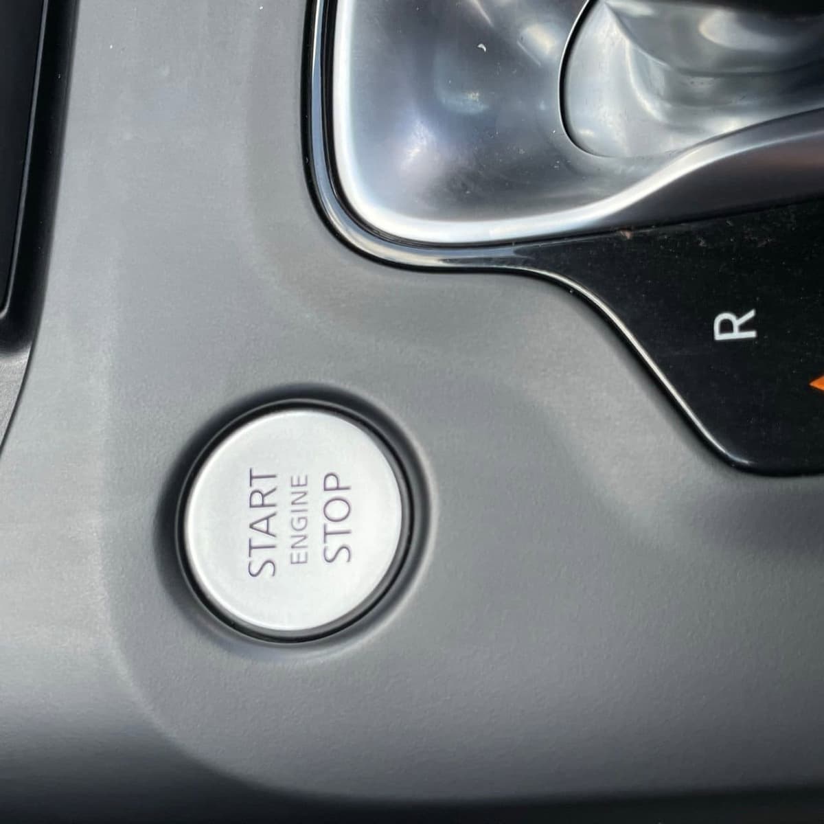 2023 INFINITI QX55 - Image 17