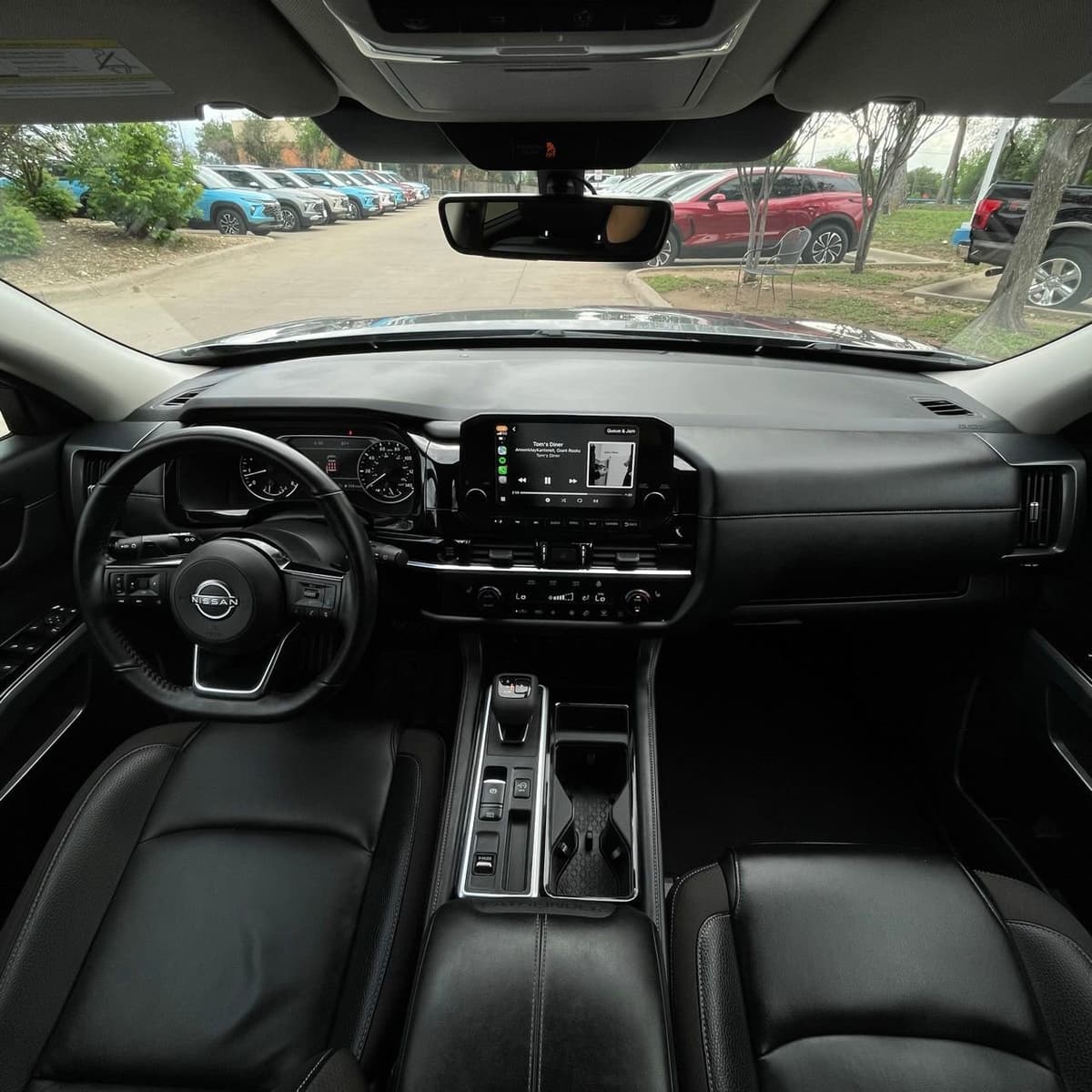 2025 Nissan Pathfinder - Image 11