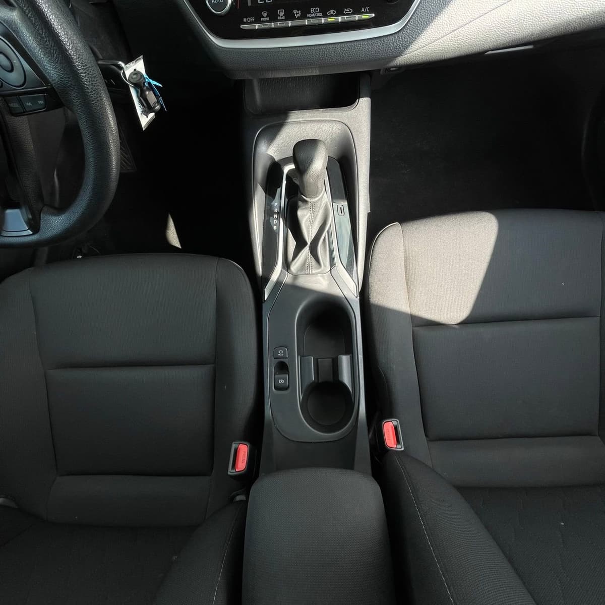 2024 Toyota Corolla - Image 19