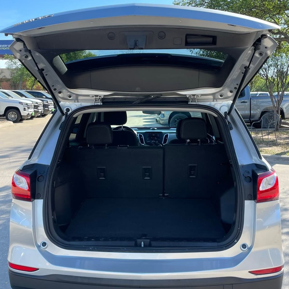 2021 Chevrolet Equinox - Image 25