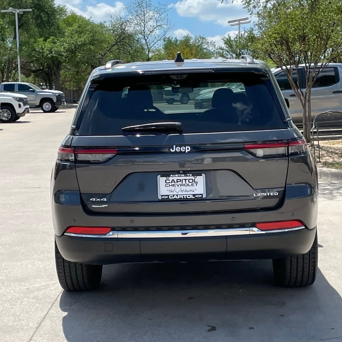 2024 Jeep Grand Cherokee - Image 5