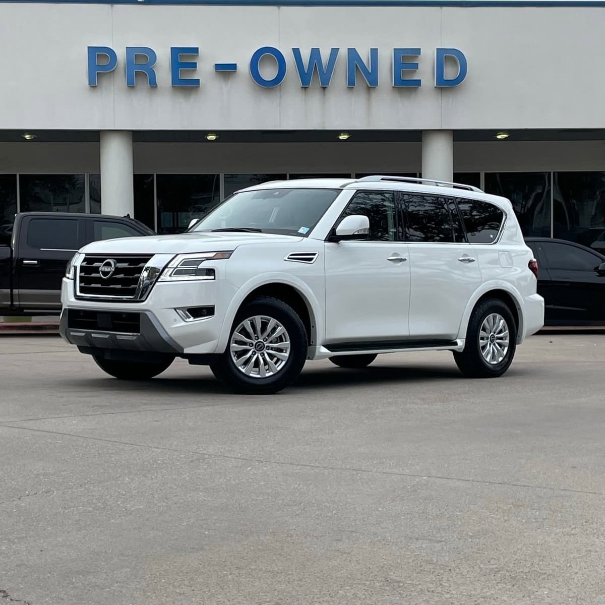 2024 Nissan Armada - Image 2