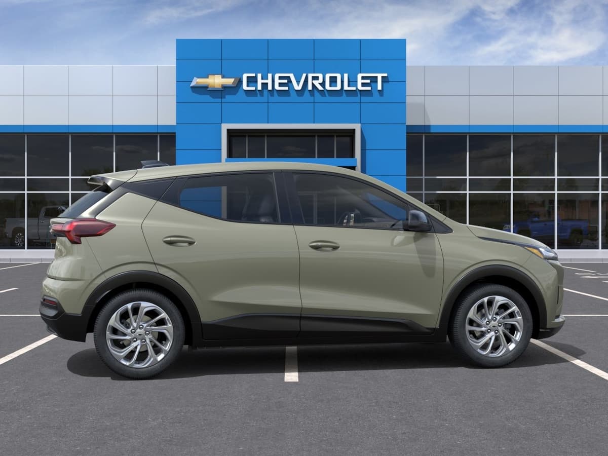 2027 Chevrolet Bolt - Image 5