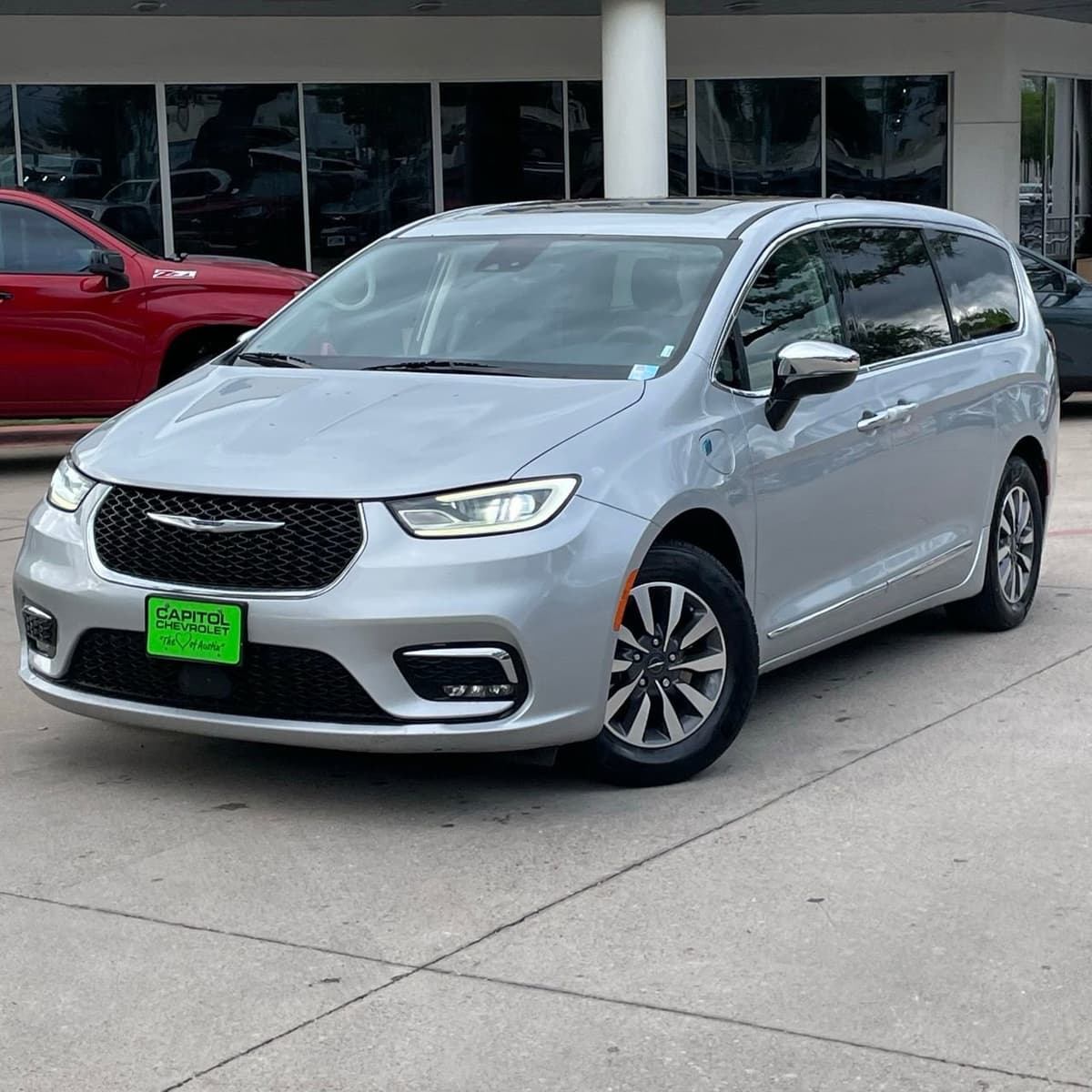 2023 Chrysler Pacifica - Image 9