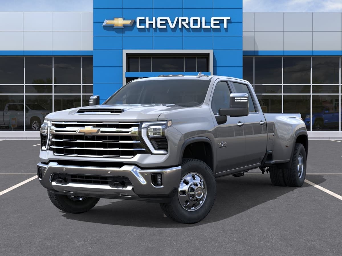 2026 Chevrolet Silverado 3500 HD - Image 6