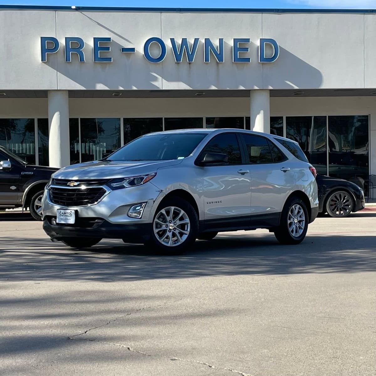 2021 Chevrolet Equinox - Image 2