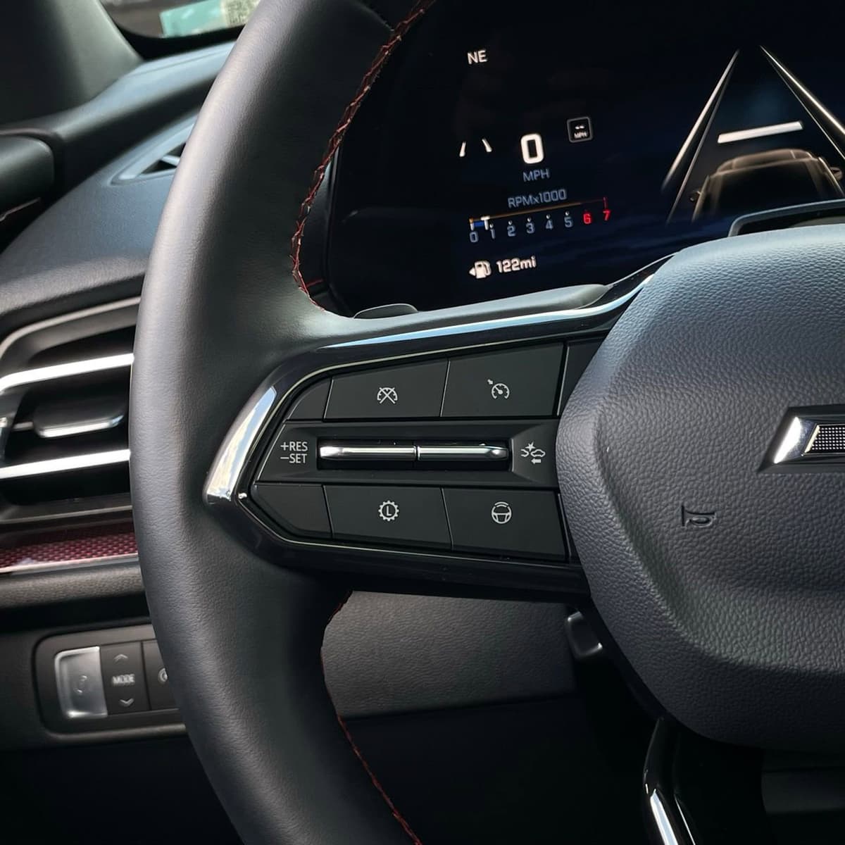 2026 Chevrolet Traverse - Image 14