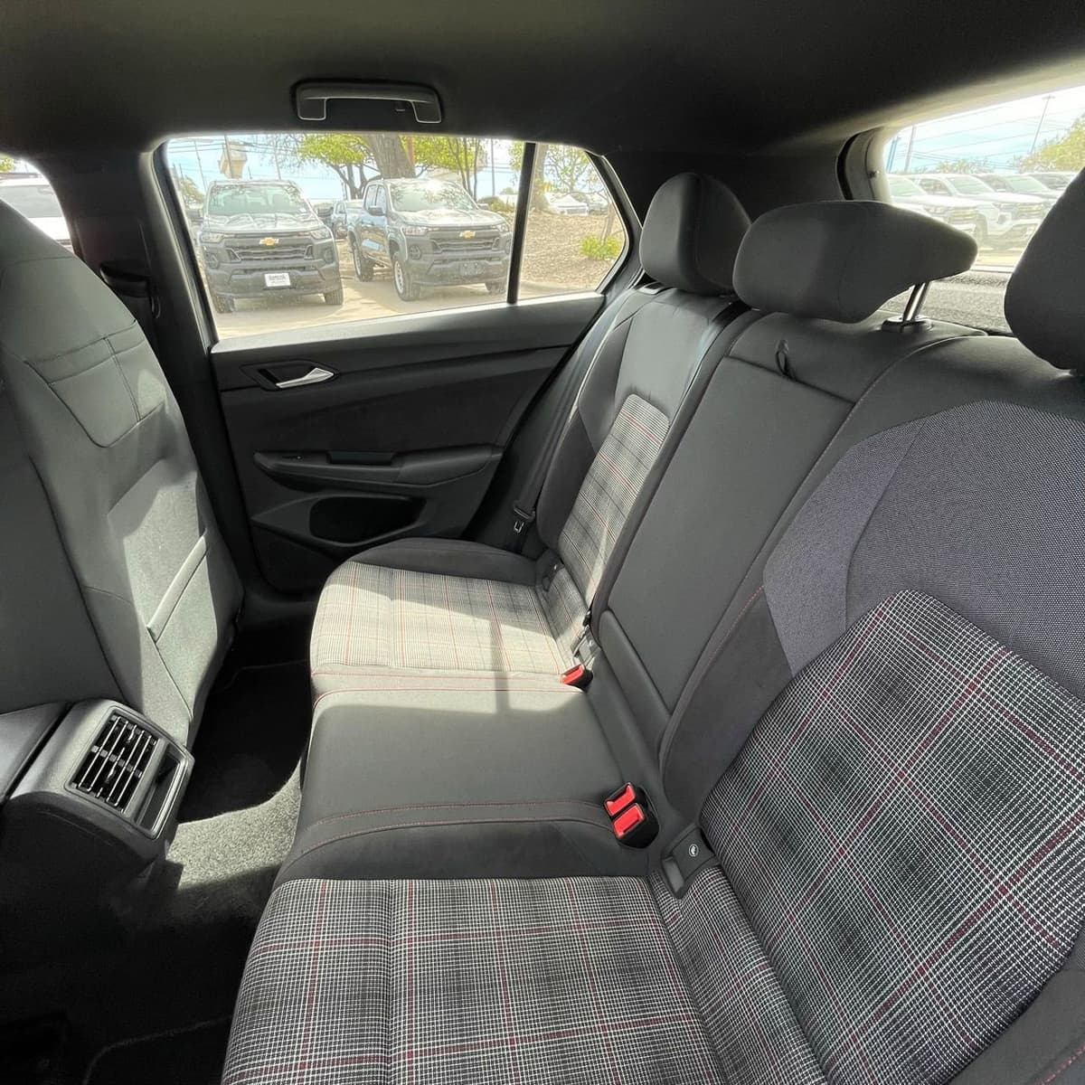 2024 Volkswagen Golf GTI - Image 22