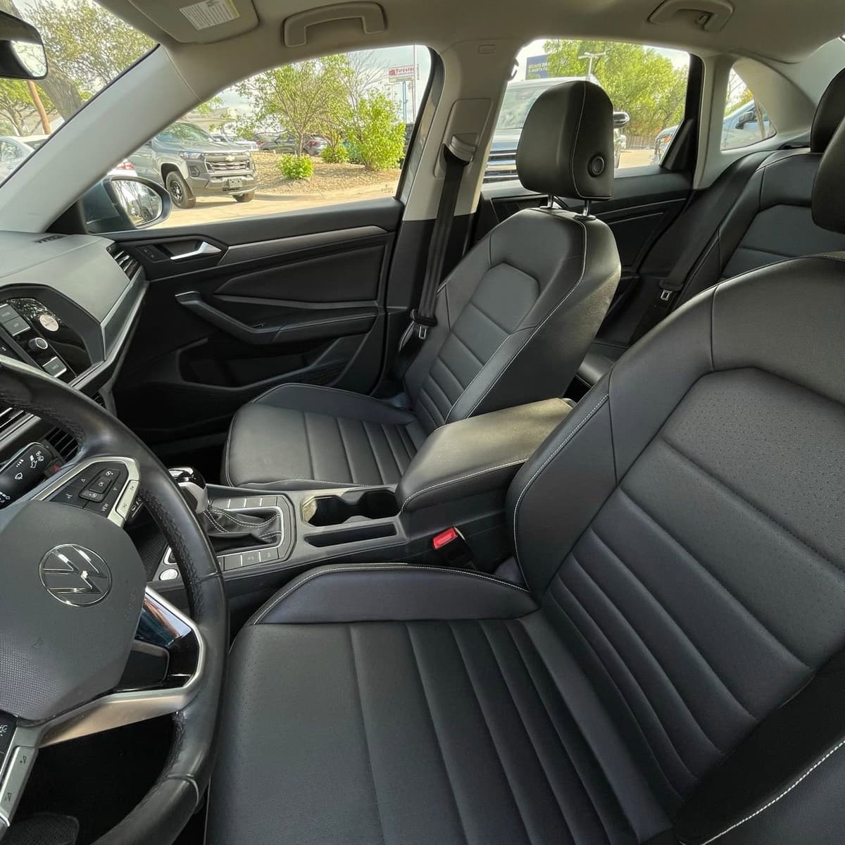 2024 Volkswagen Jetta - Image 22