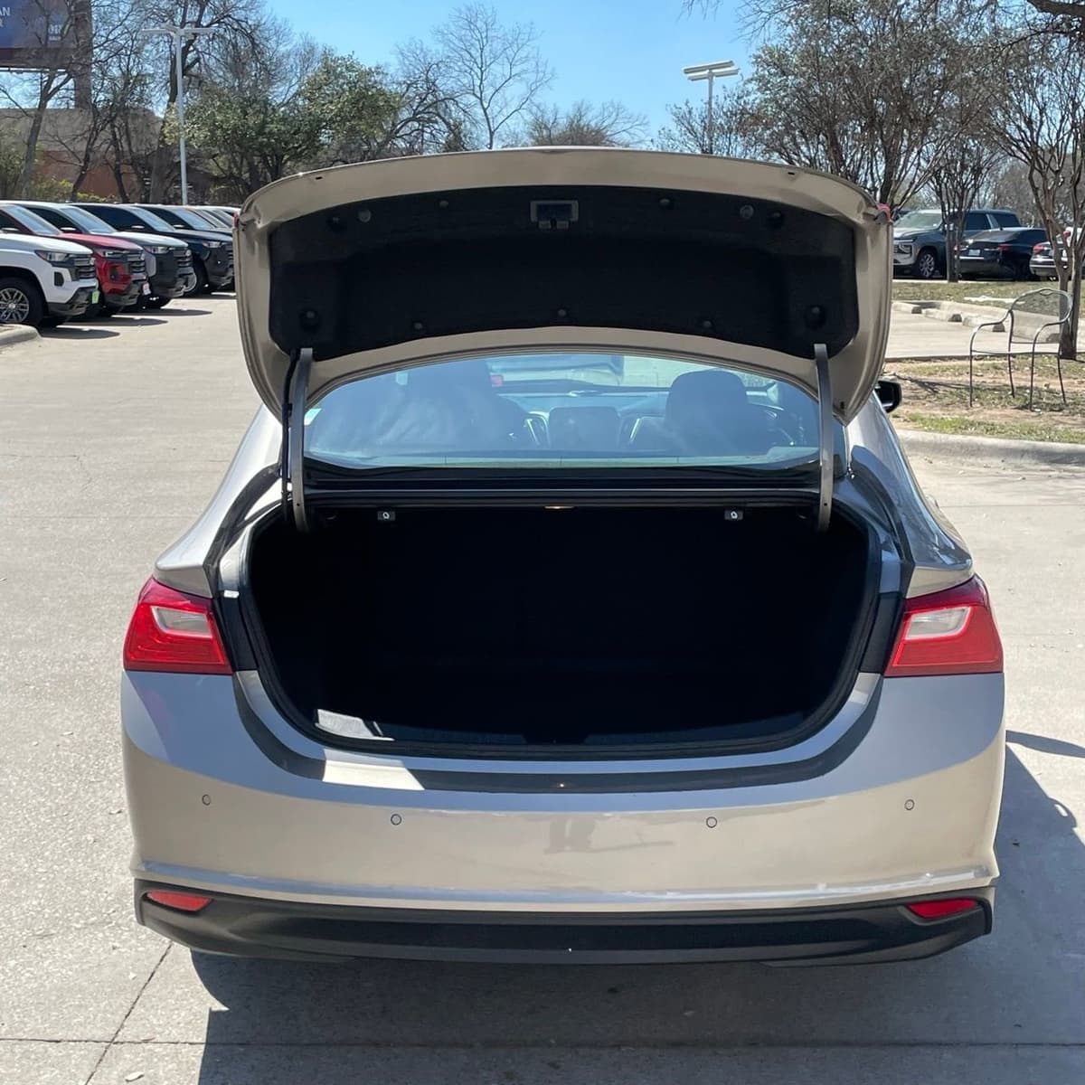 2024 Chevrolet Malibu - Image 26